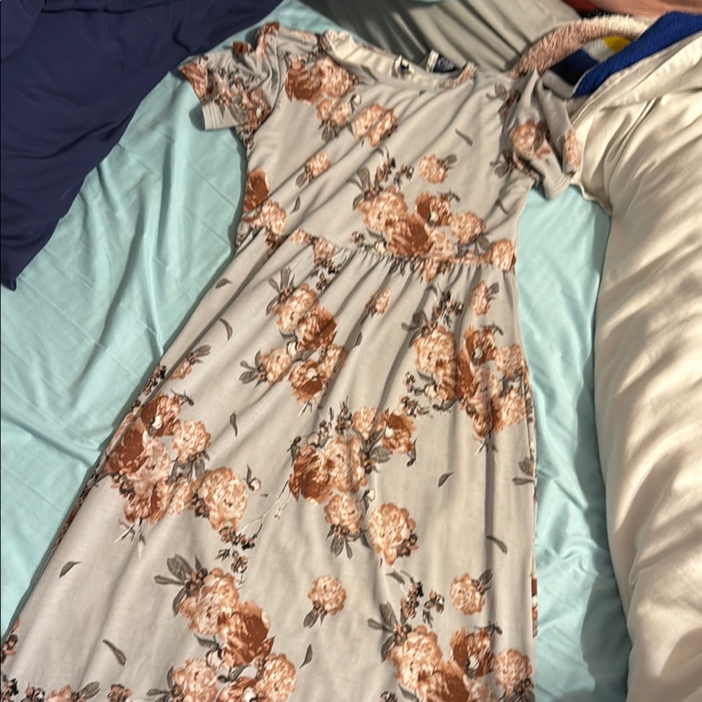 Bellamie Floral Maxi Dress - Gray and Brown